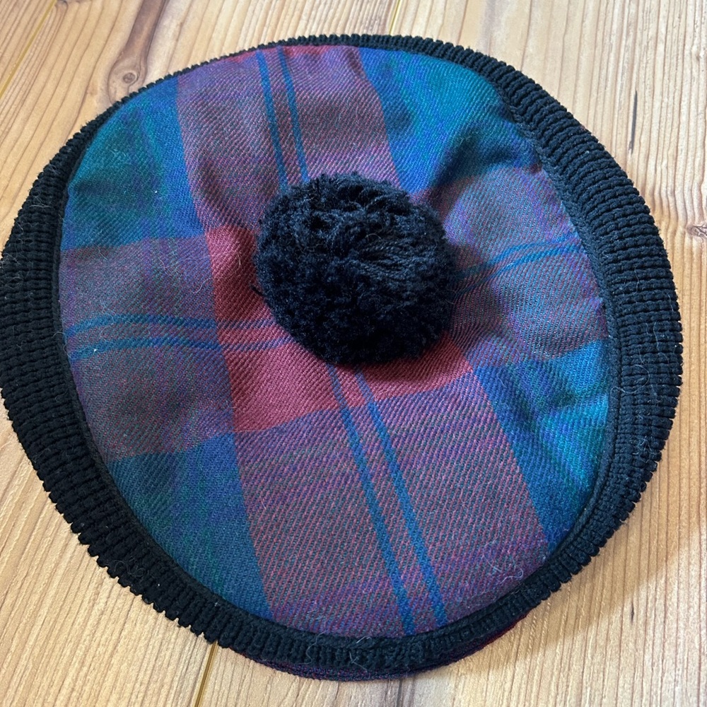 Vintage Country club Scotland Newsboy Pom Hat